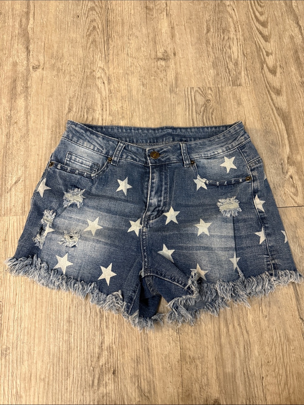 Women’s Blue Star-Print Distressed Denim Shorts